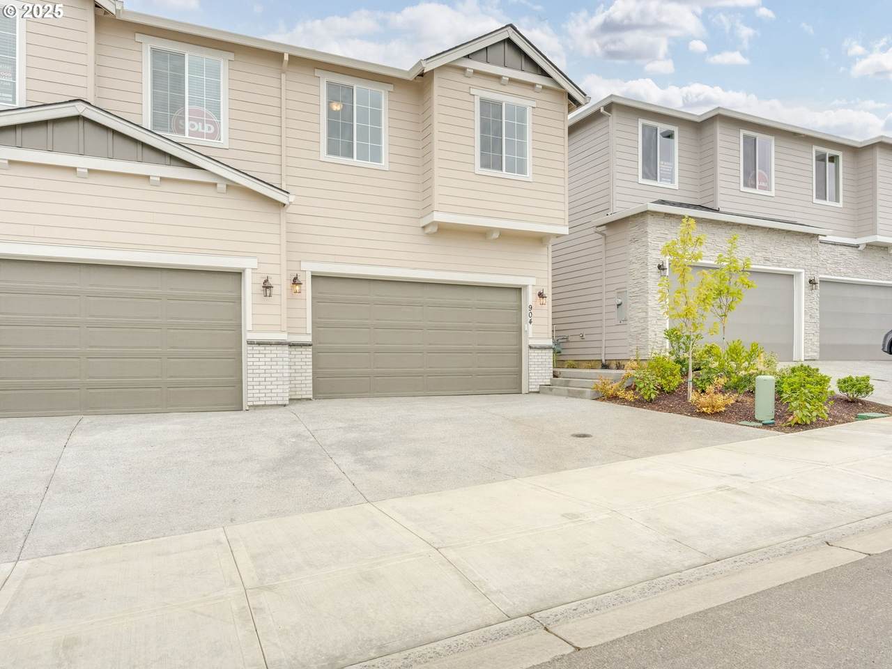 904 178TH Way - Photo 1
