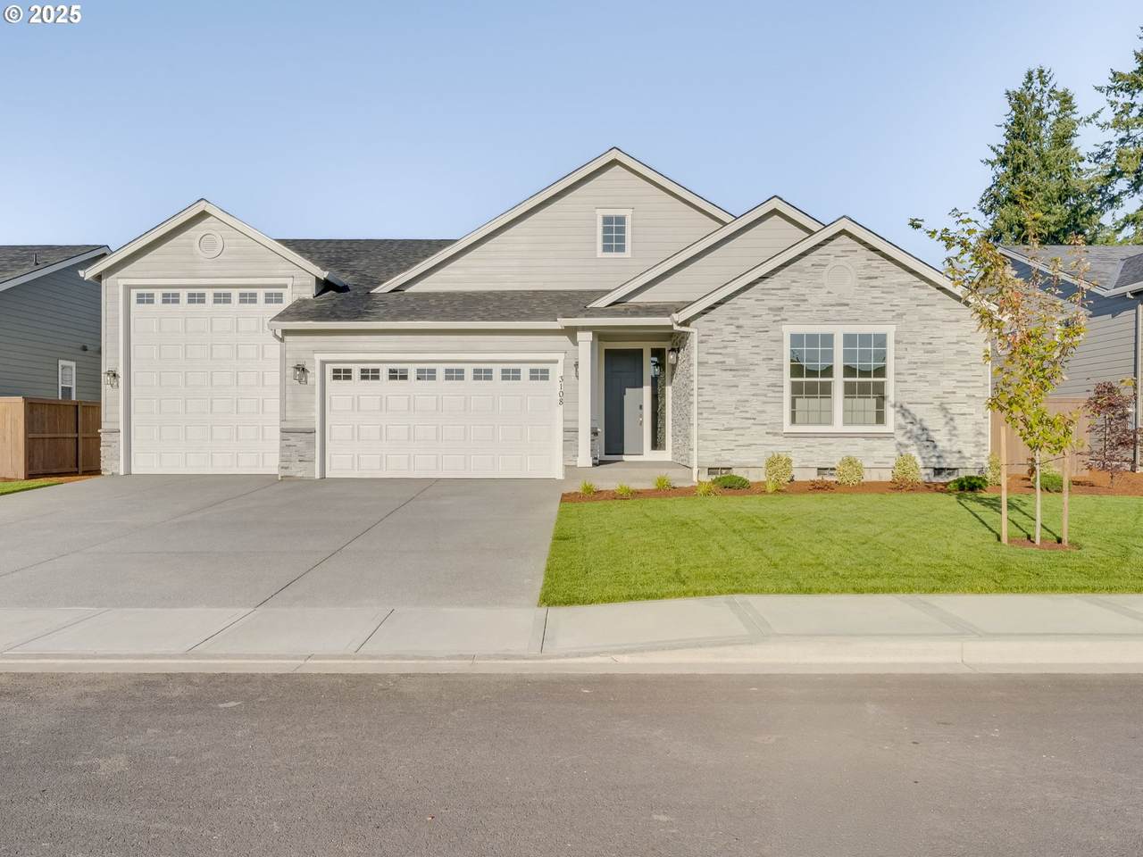 3108 Heron St - Photo 1
