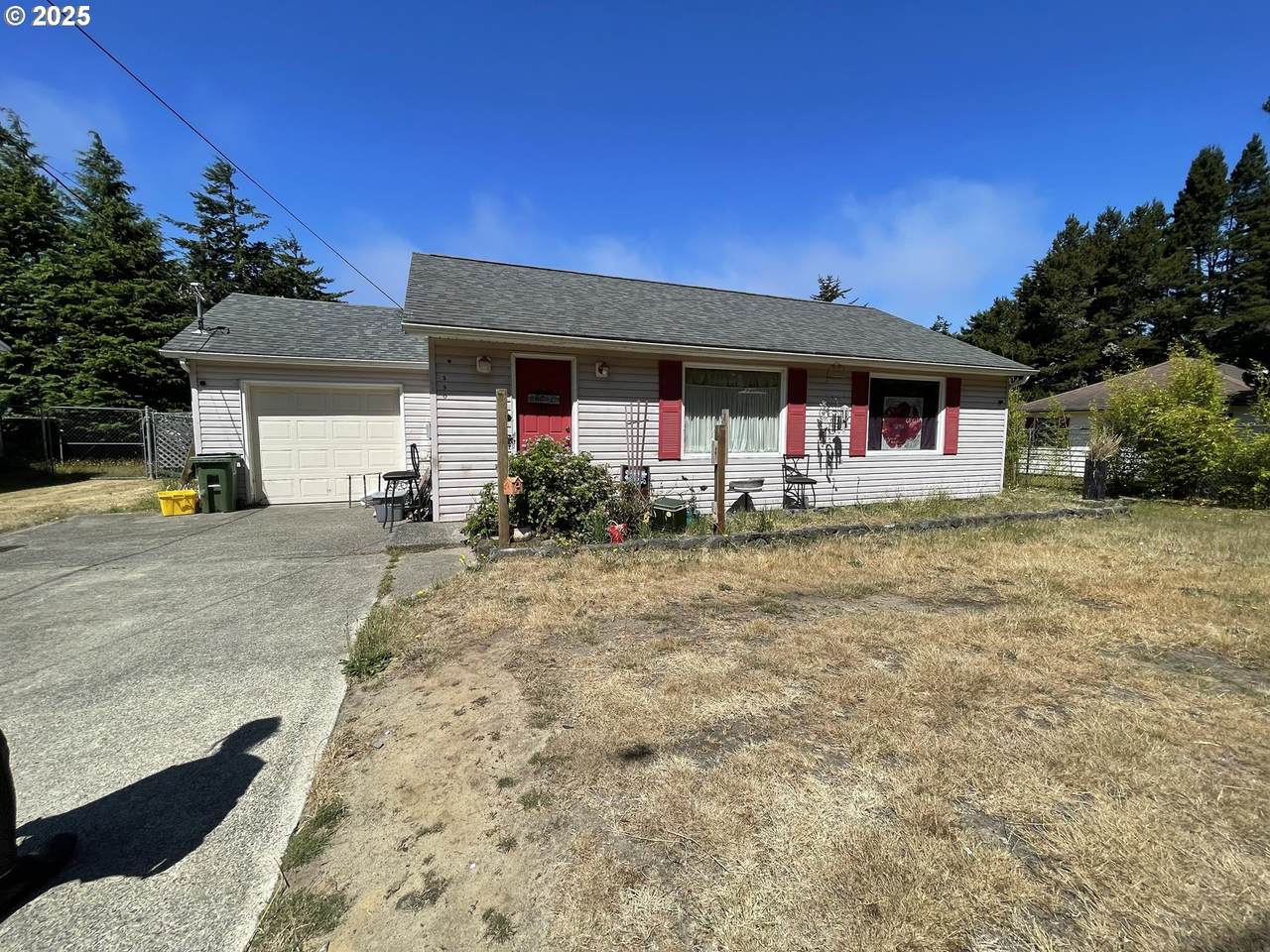 350 Ackerman Ave - Photo 1