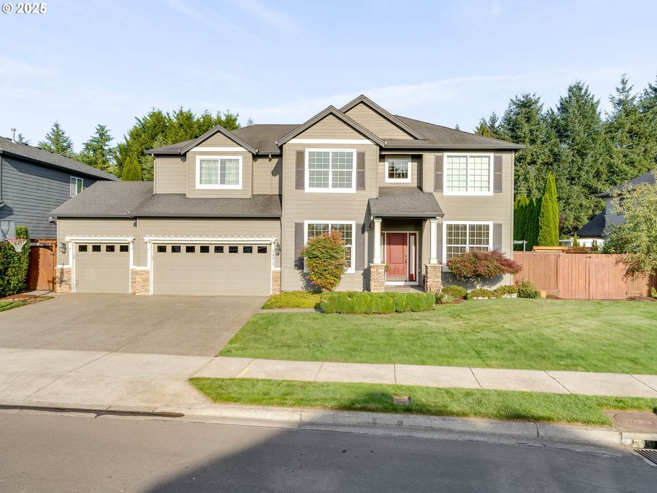 10213 156TH Ave - Photo 1