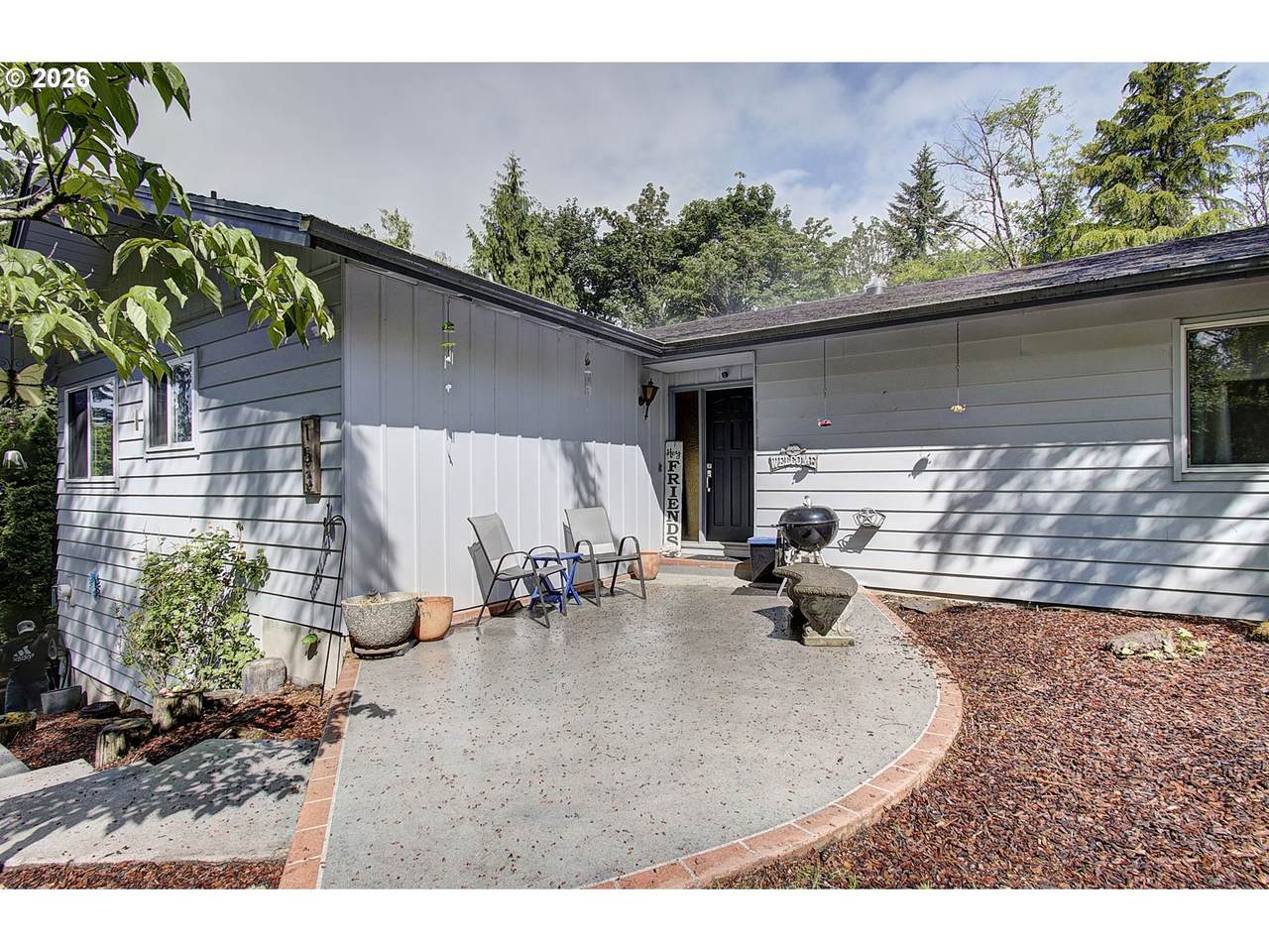 153 Monticello Dr - Photo 1