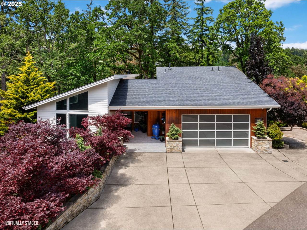 1311 5TH Ave - Photo 1