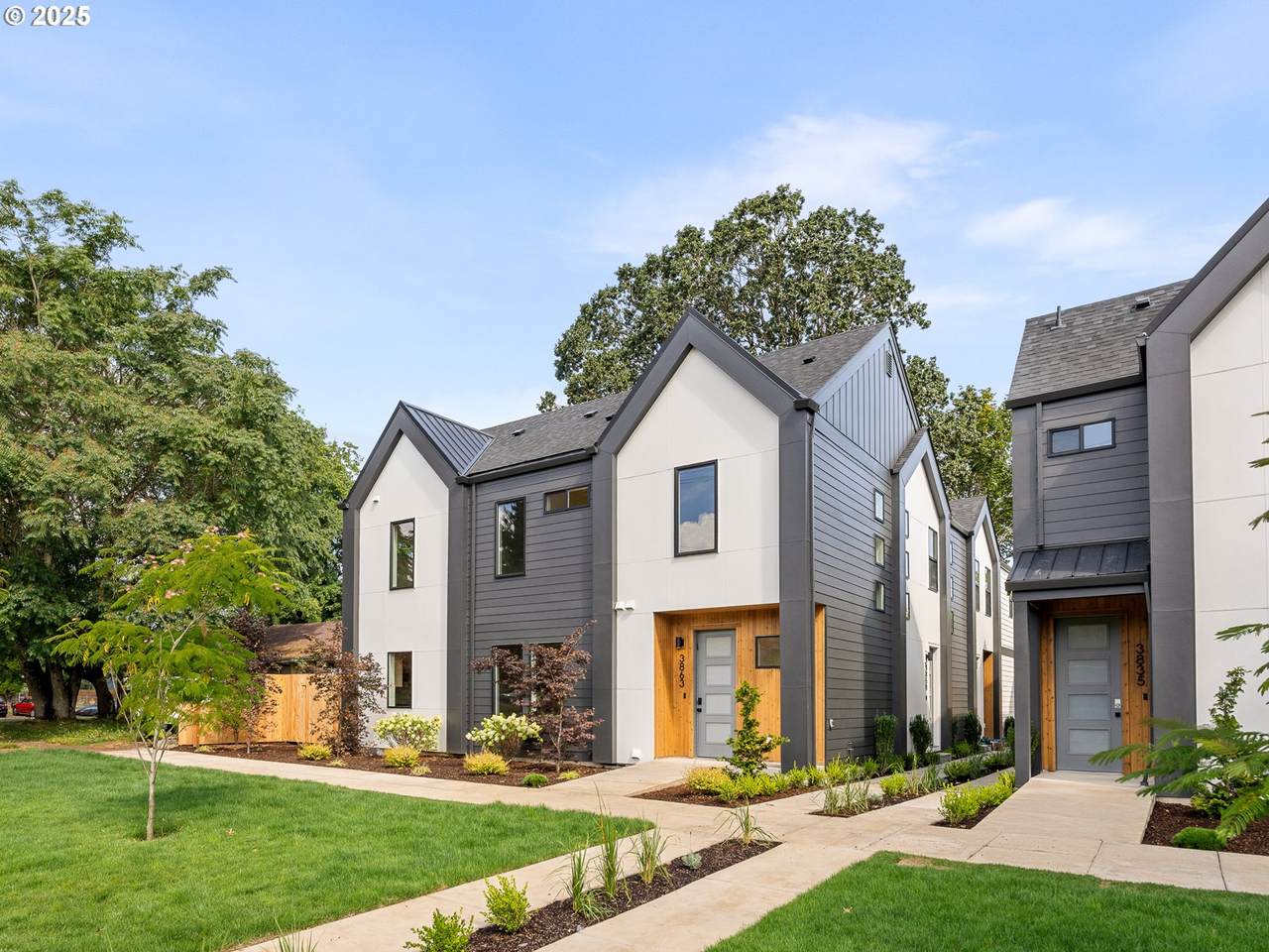 3851 Willis Blvd - Photo 1