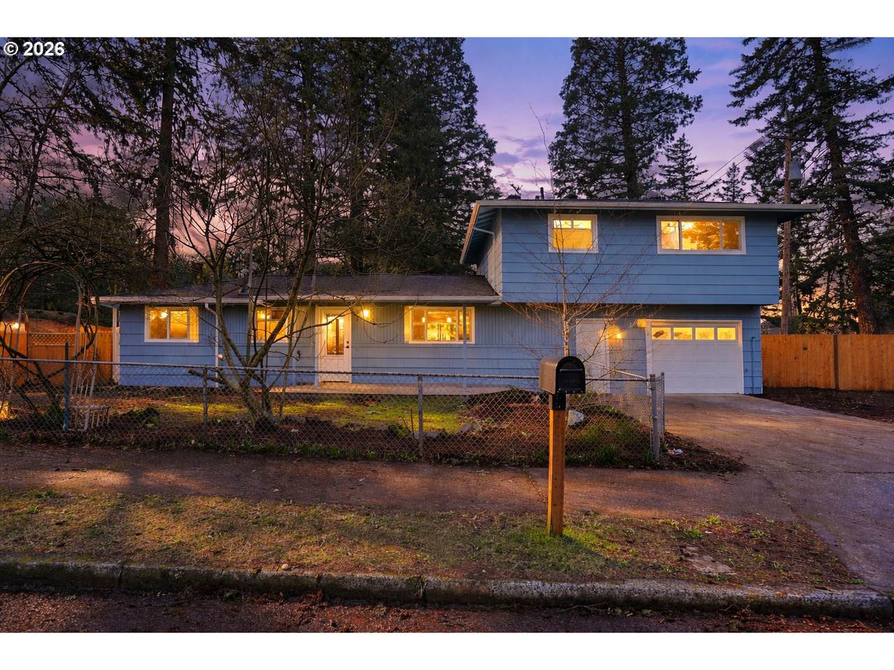 18655 Yamhill Cir - Photo 1