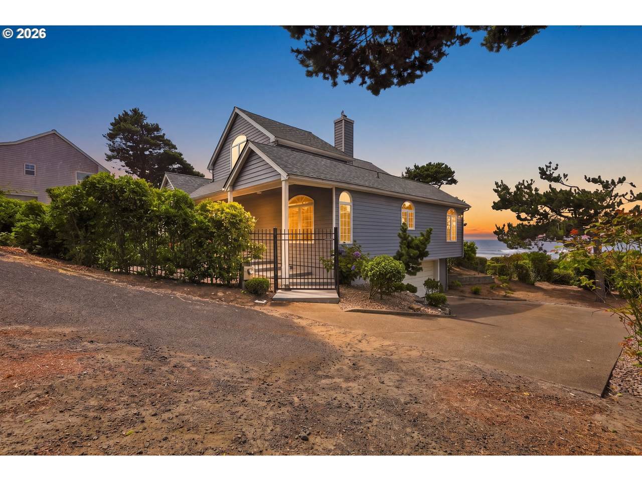 6988 Pacific Coast Hwy - Photo 1