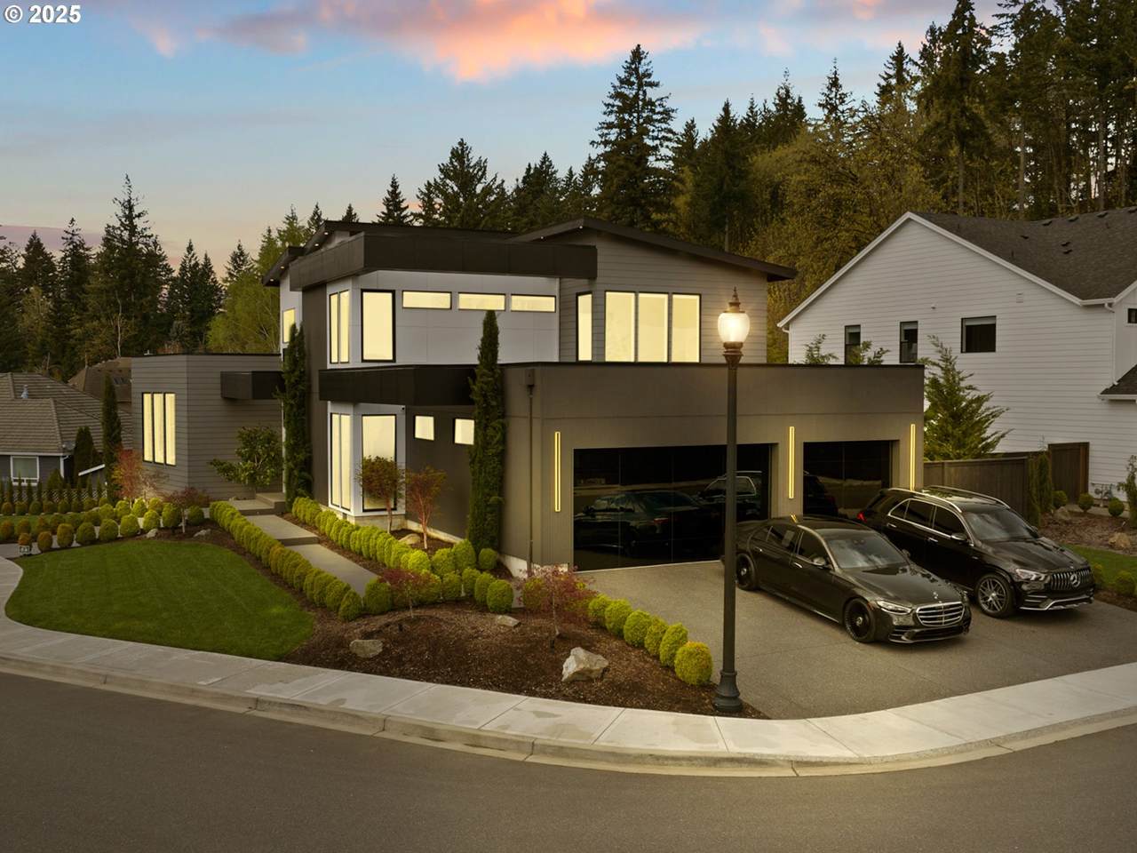 750 Province Ct - Photo 1