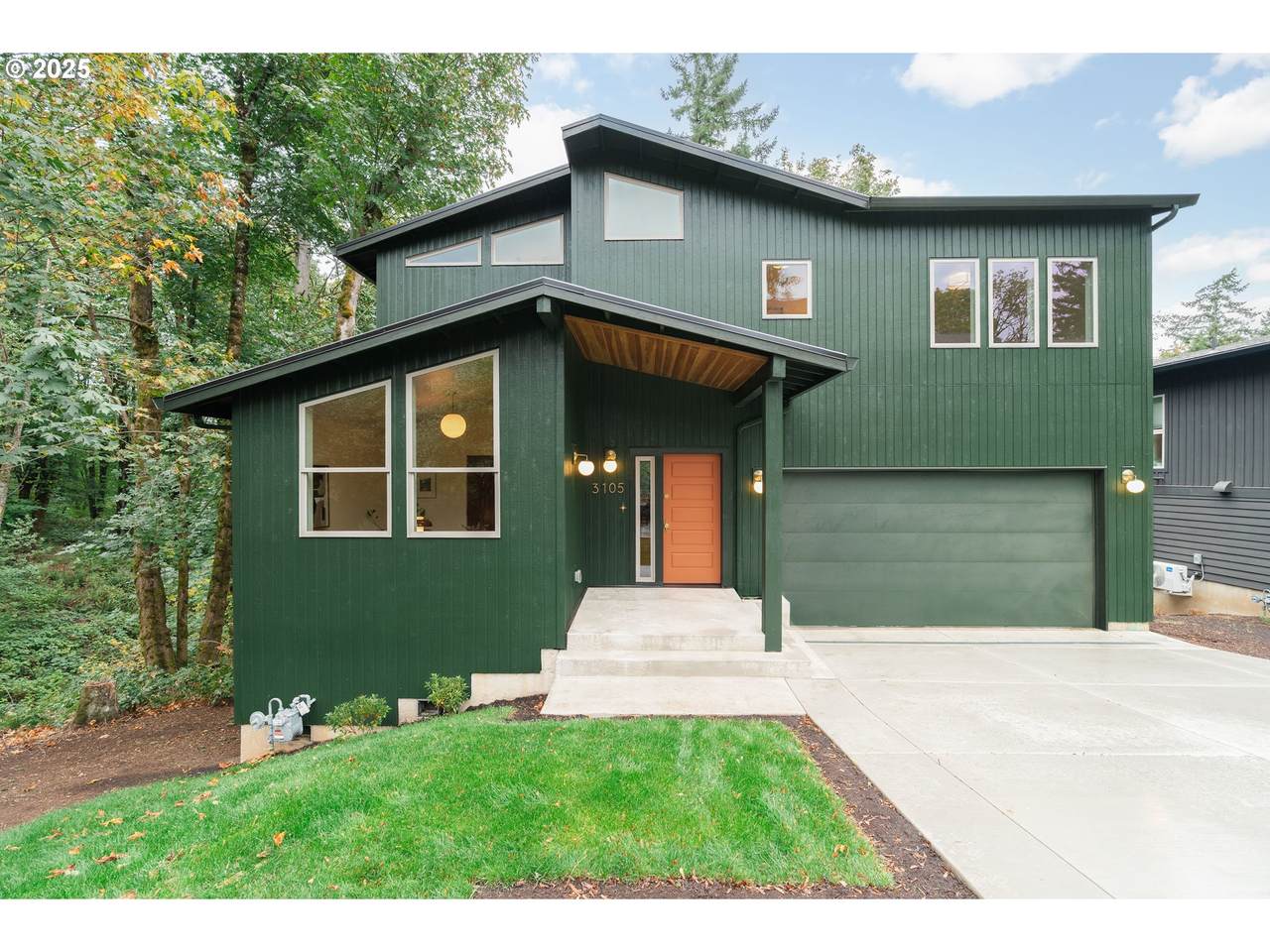 3105 Blue Sky Ln - Photo 1