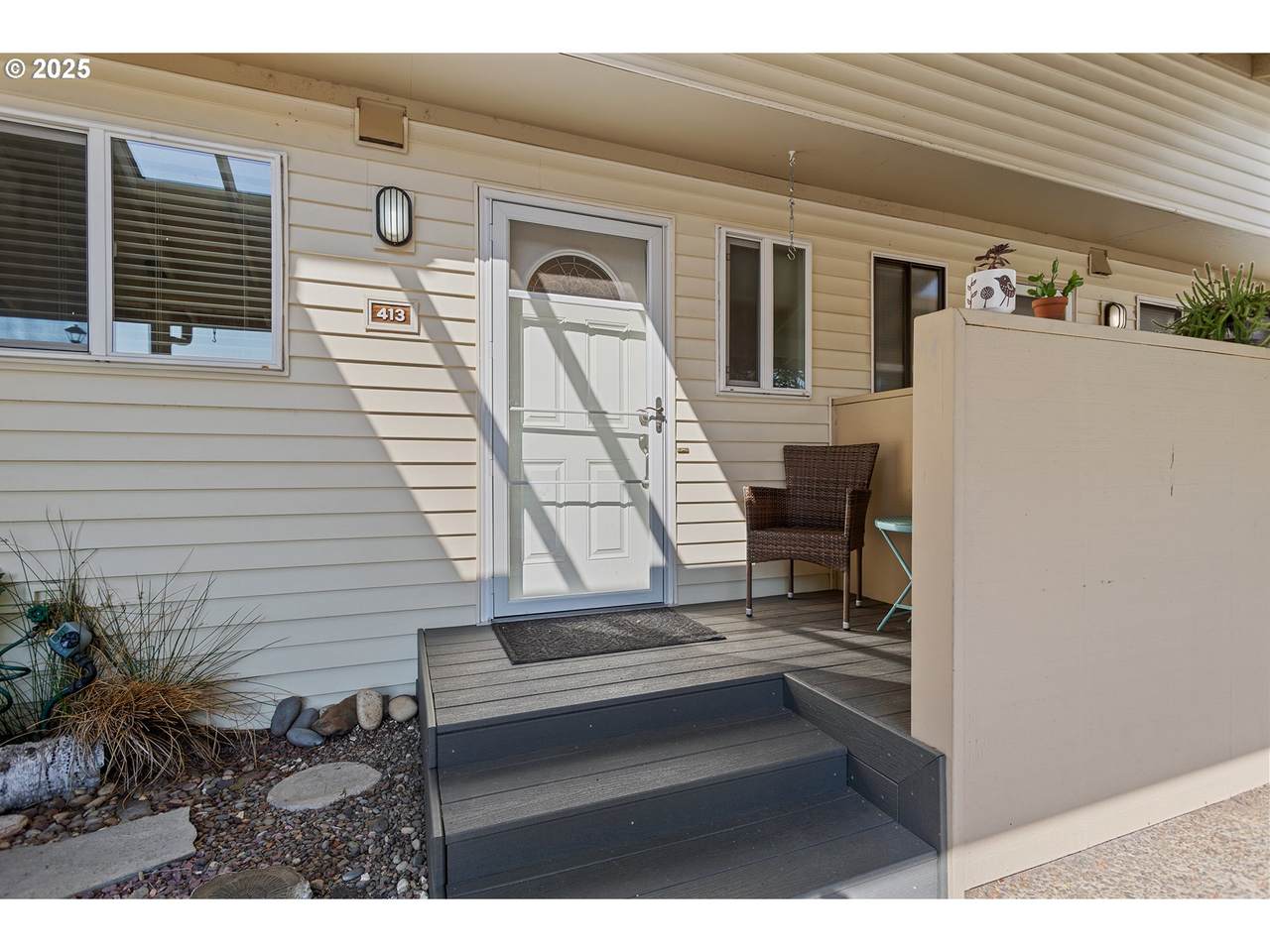 413 Hayden Bay Dr - Photo 1