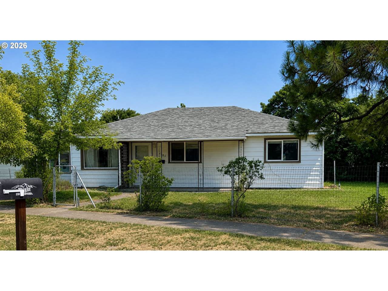 1101 F Ave - Photo 1