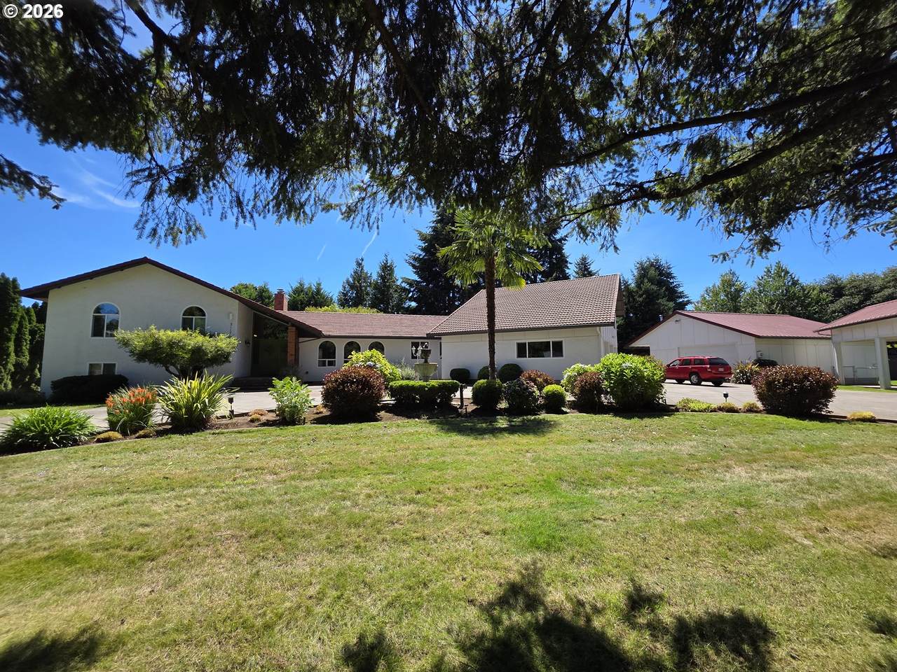 https://bt-photos.global.ssl.fastly.net/portland/1280_boomver_2_515798671-2.jpg