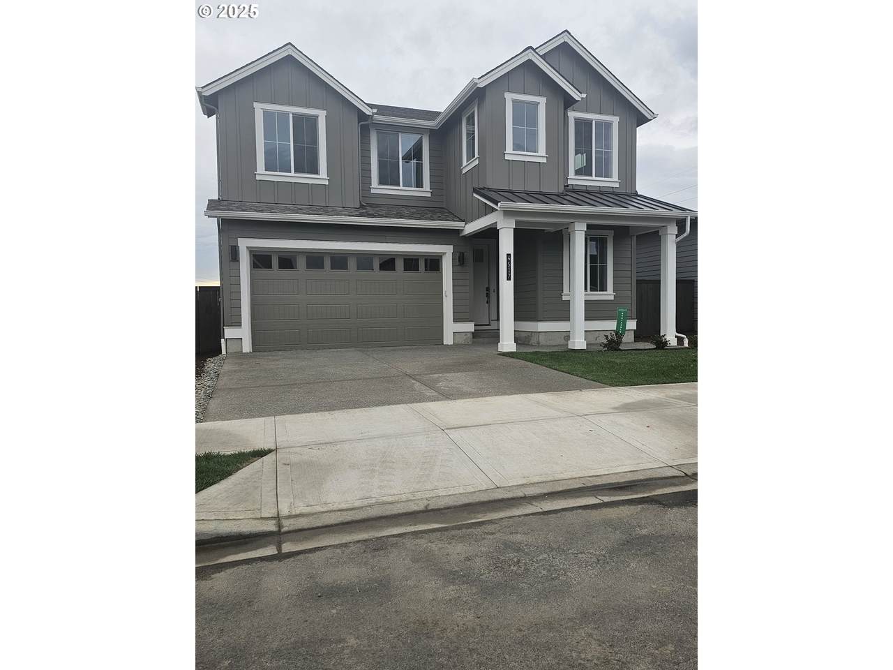 4517 39th Way - Photo 1