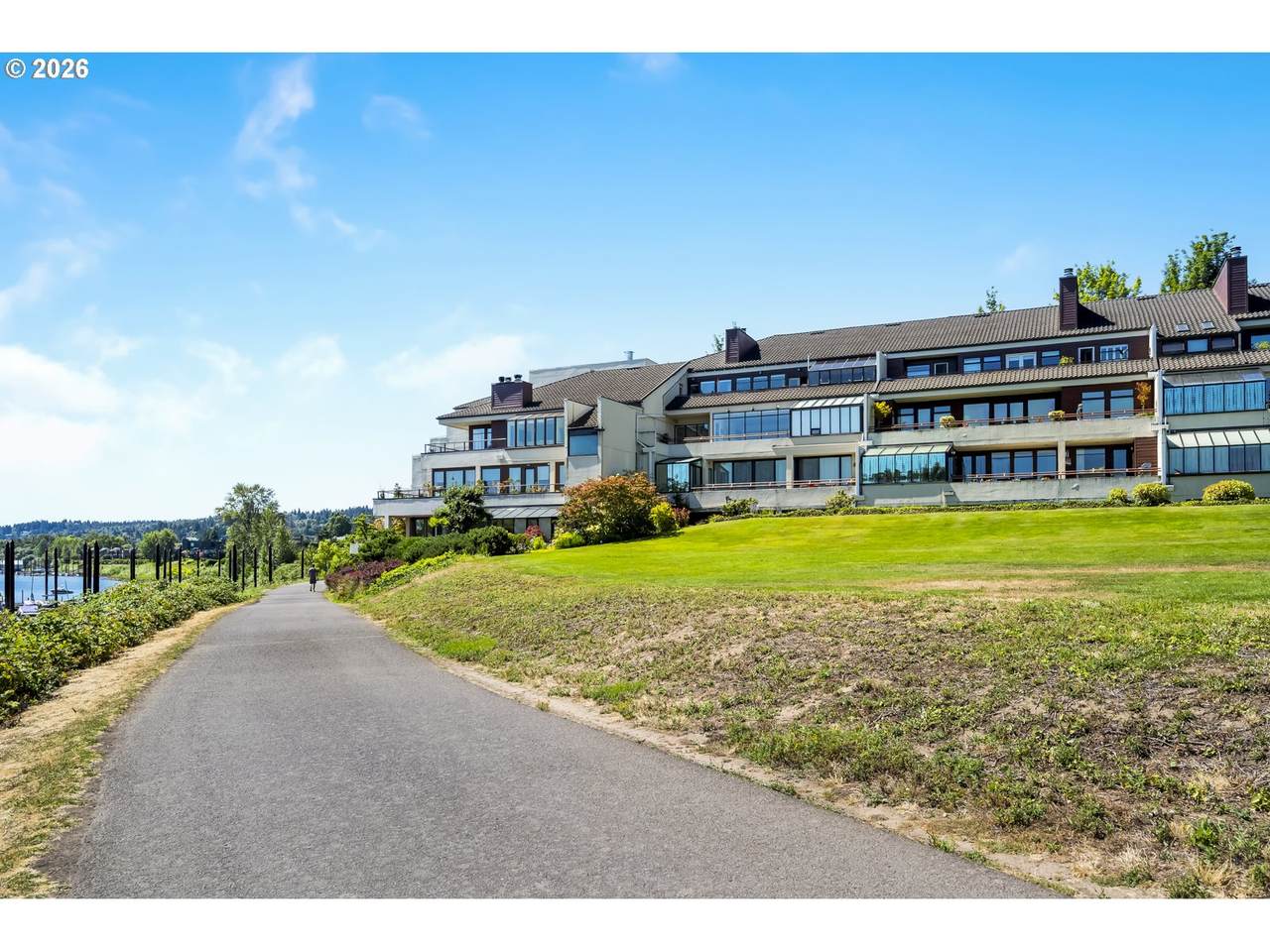 5150 Landing Dr - Photo 1