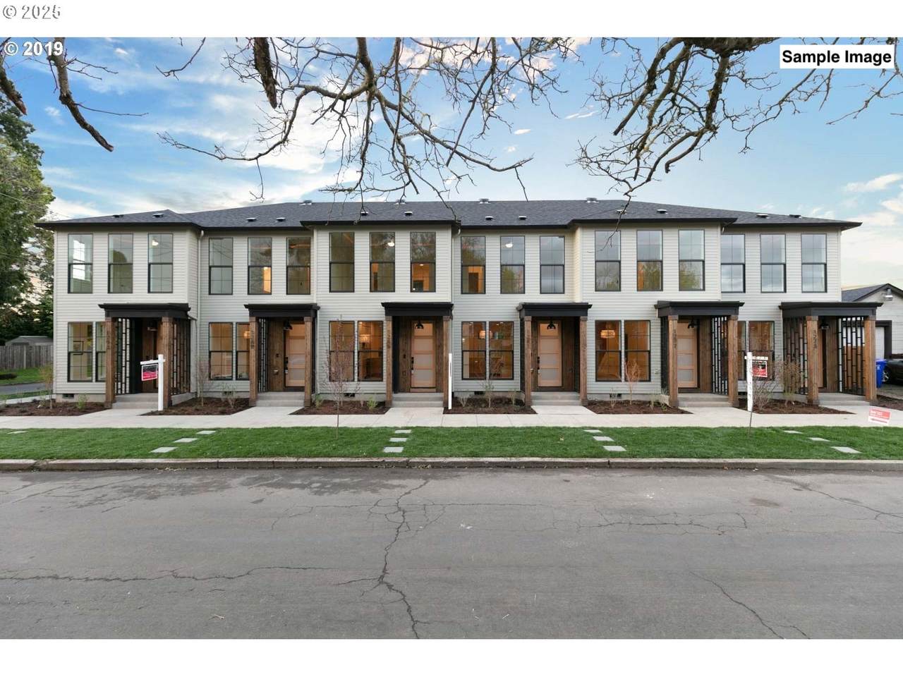 3017 Ainsworth St - Photo 1