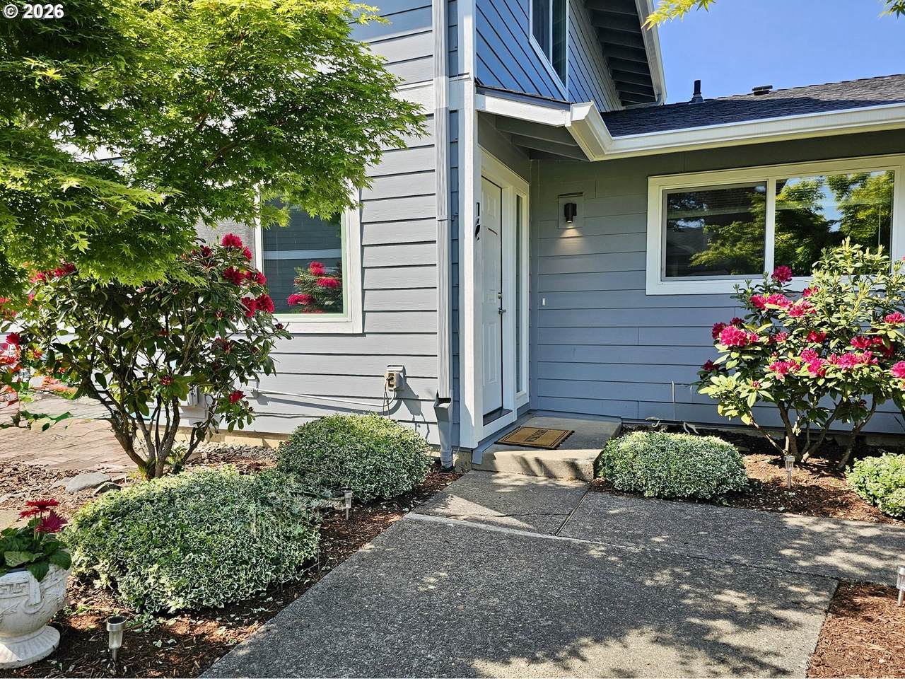 https://bt-photos.global.ssl.fastly.net/portland/1280_boomver_2_520846860-2.jpg