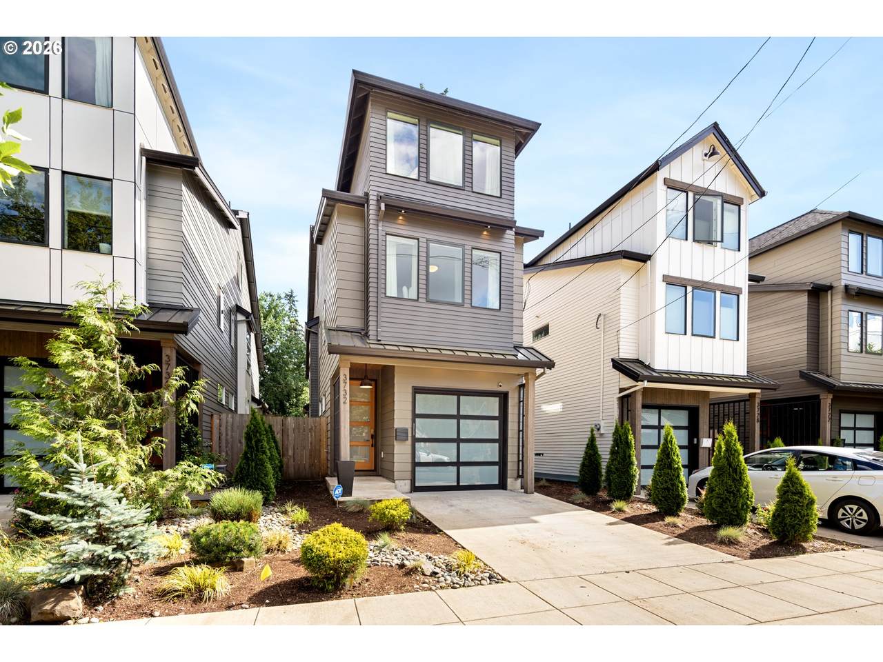 3732 Lambert St - Photo 1