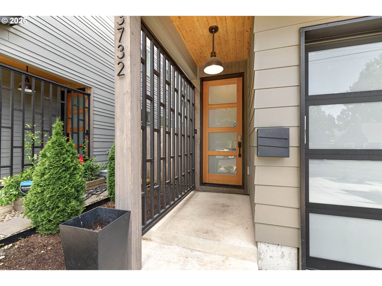 https://bt-photos.global.ssl.fastly.net/portland/1280_boomver_2_521161884-2.jpg