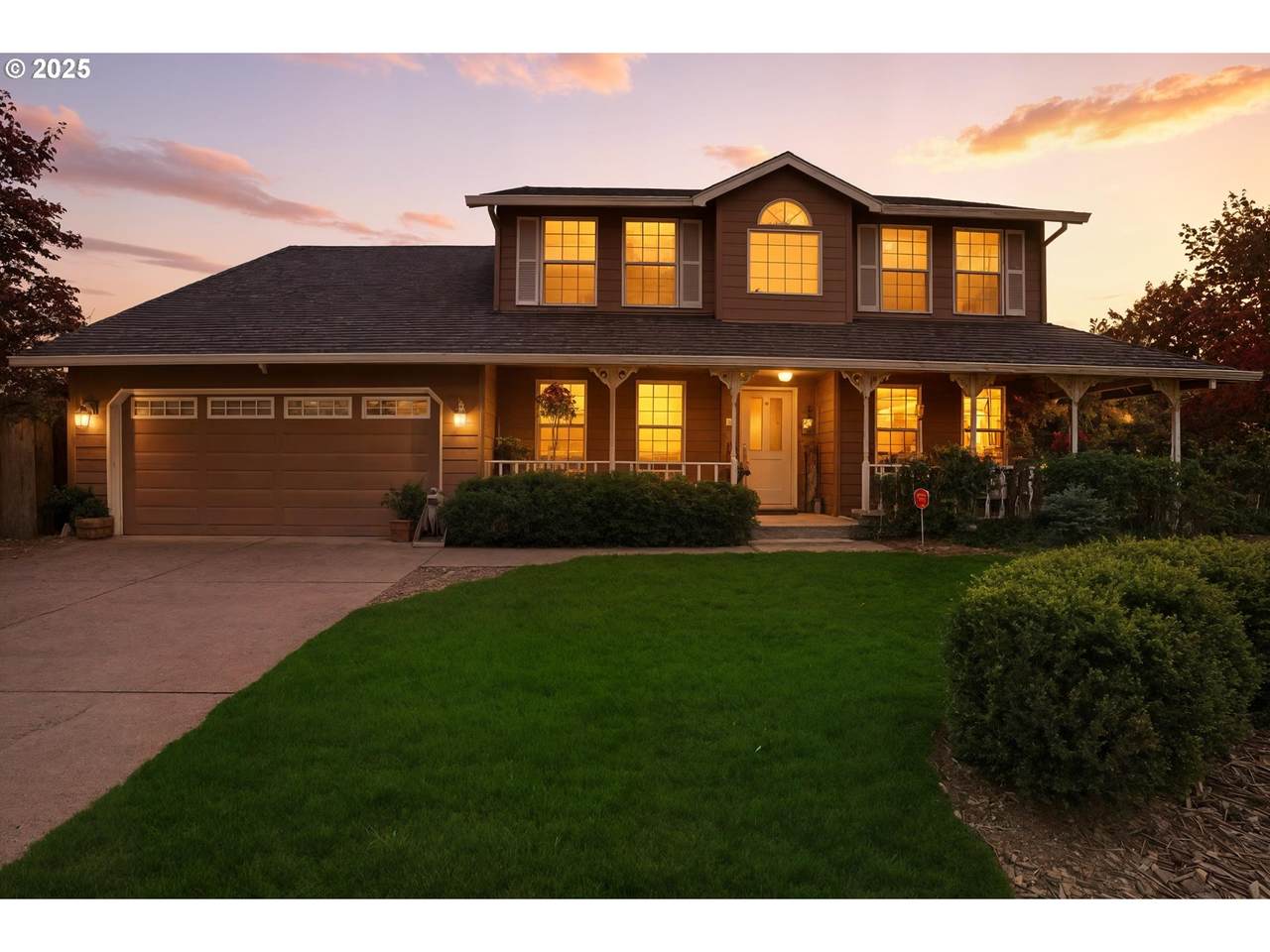 1903 104TH Ave - Photo 1