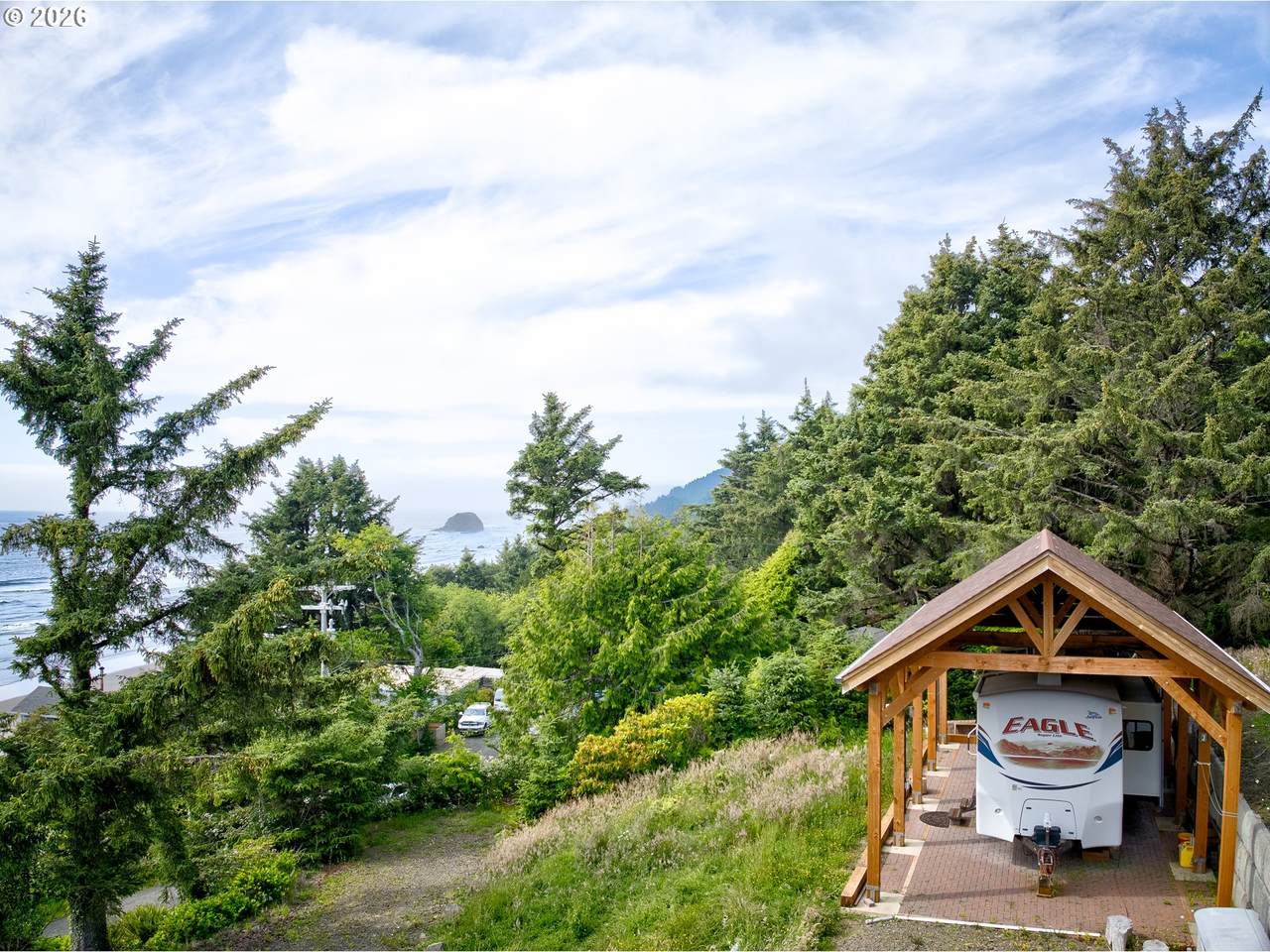 https://bt-photos.global.ssl.fastly.net/portland/1280_boomver_2_530905340-2.jpg
