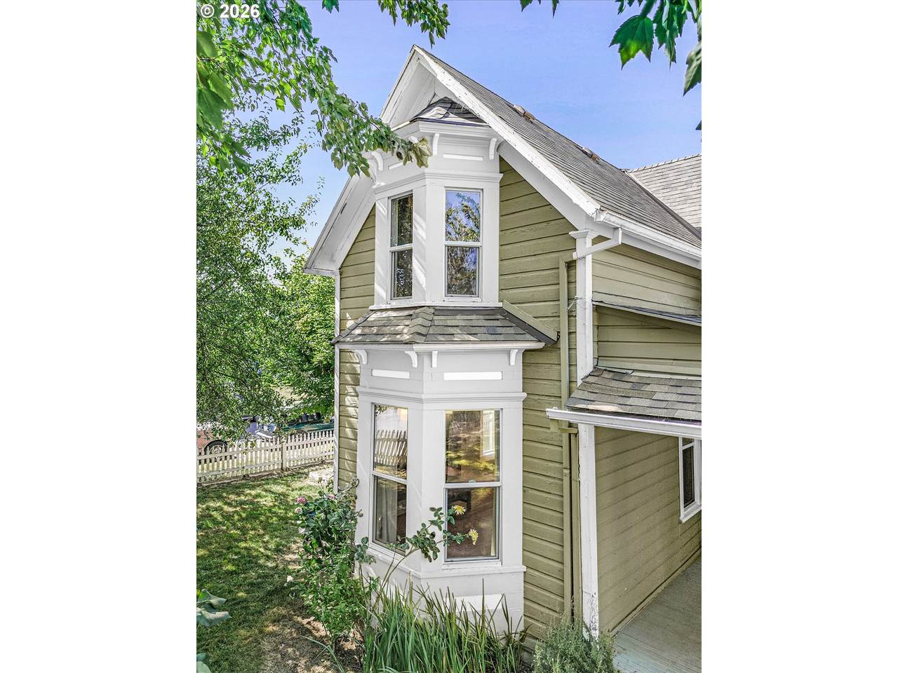 https://bt-photos.global.ssl.fastly.net/portland/1280_boomver_2_539475031-2.jpg