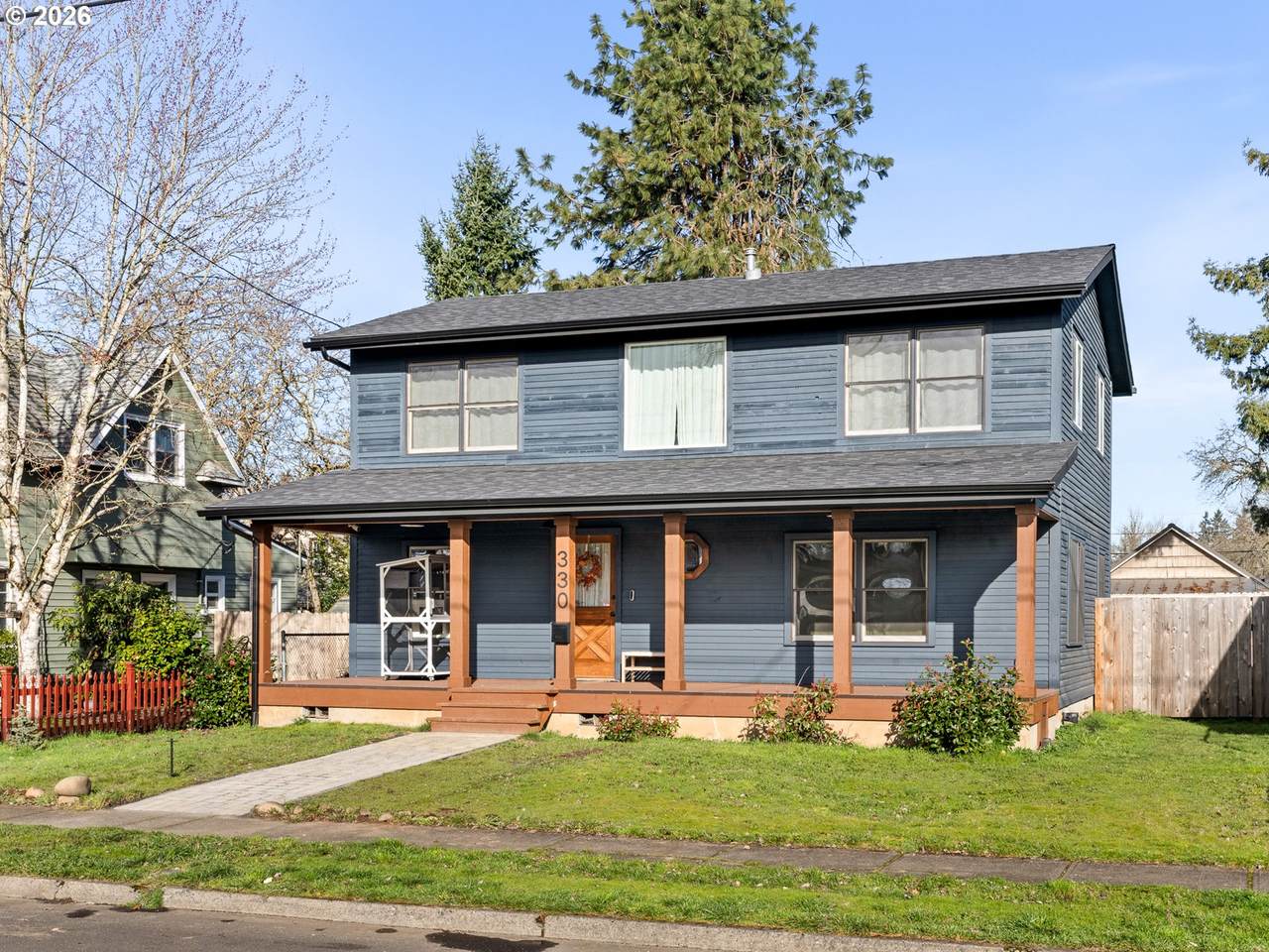 330 Dartmouth St - Photo 1