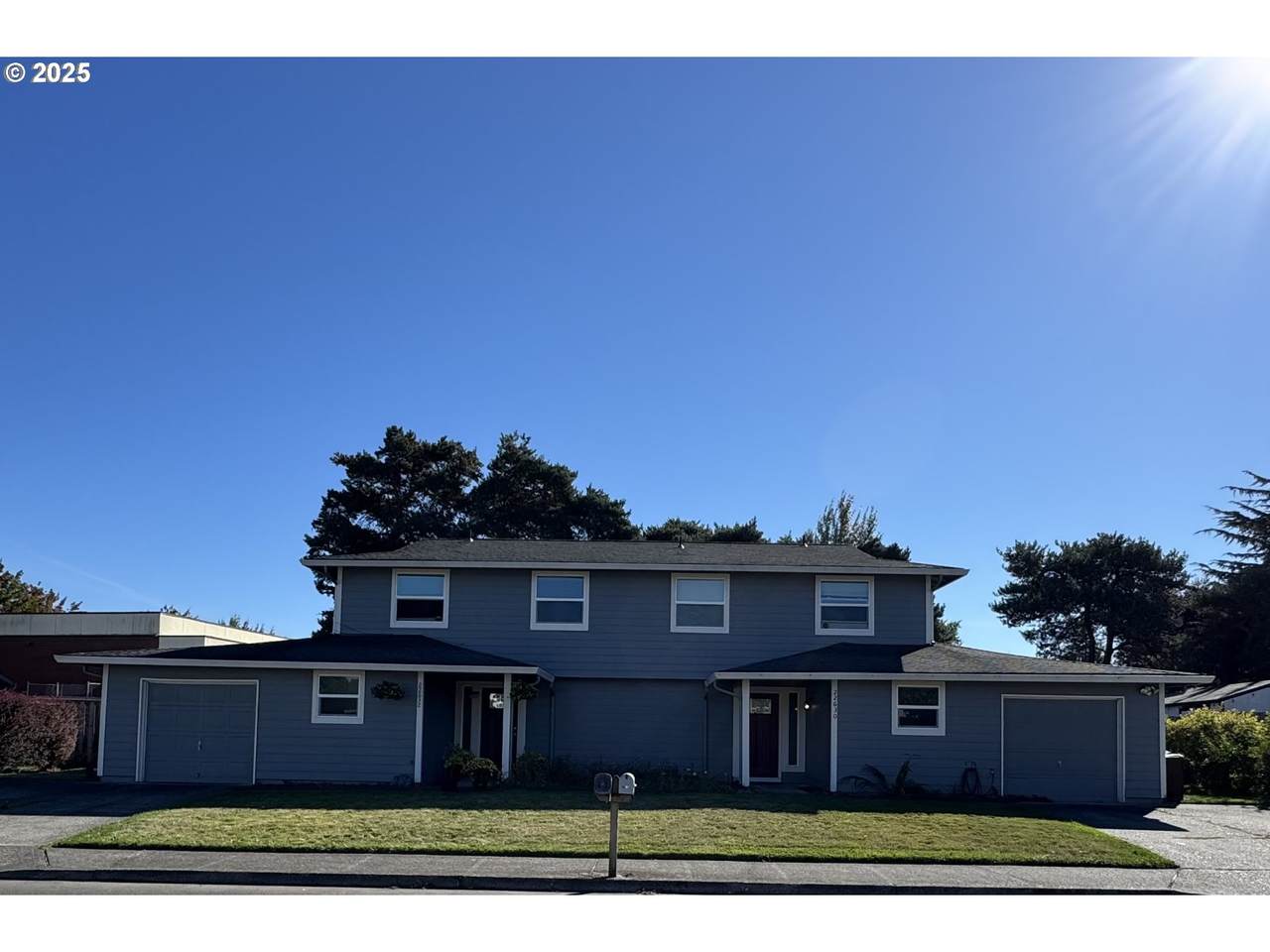 22630 Schuyler St - Photo 1