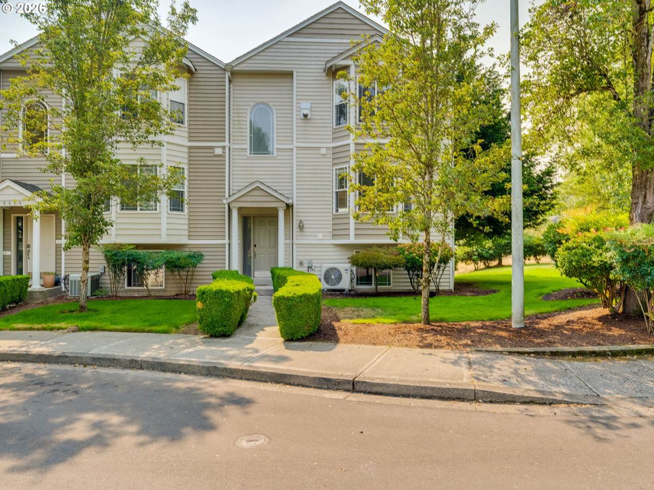 16403 19TH St - Photo 1