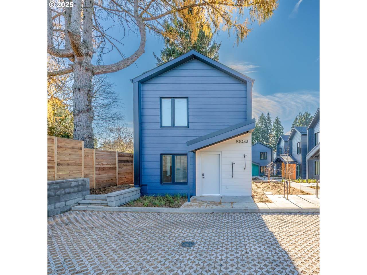 10033 Cottage Ln - Photo 1