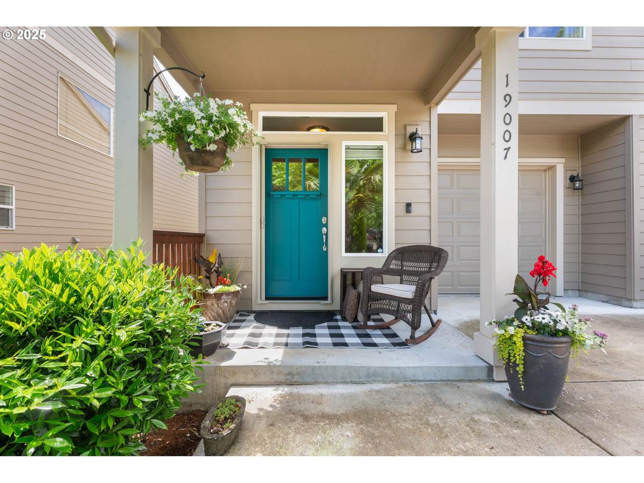19007 Dublin Ave - Photo 1