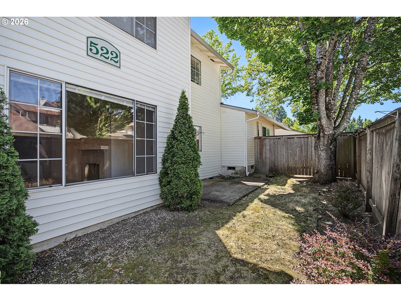522 157TH Ave - Photo 1