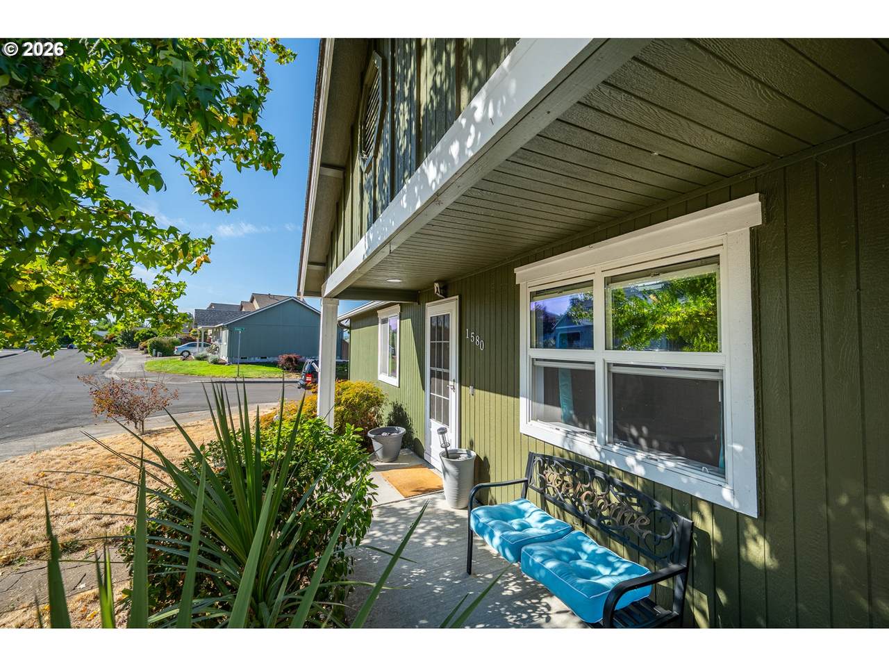 https://bt-photos.global.ssl.fastly.net/portland/1280_boomver_3_562856266-2.jpg