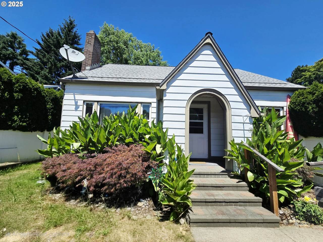 7247 Division St - Photo 1