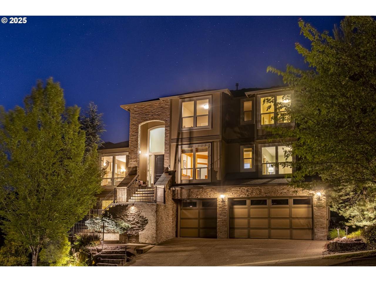 9610 Nicholas Dr - Photo 1