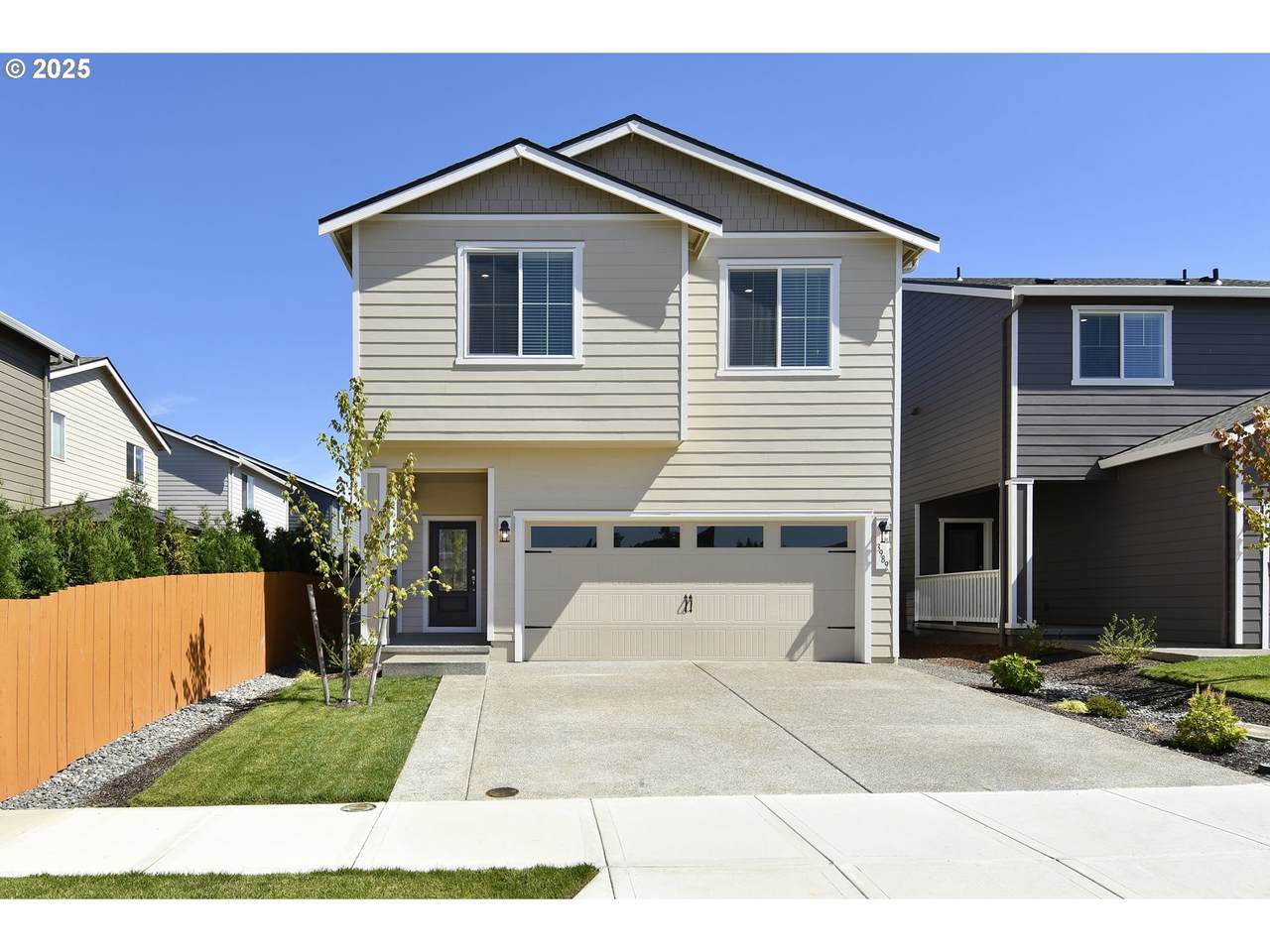 3989 Duniway Ln - Photo 1