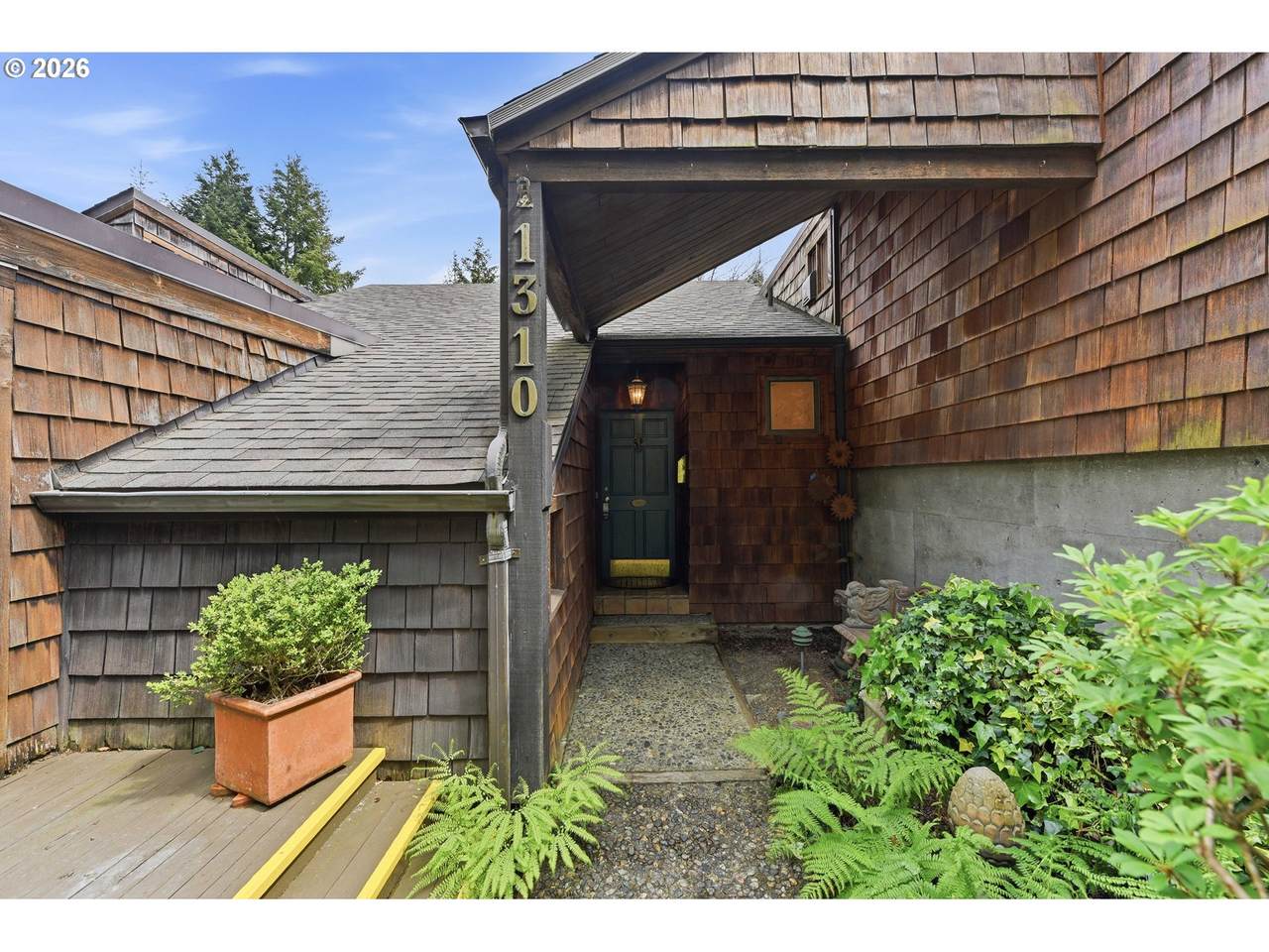https://bt-photos.global.ssl.fastly.net/portland/1280_boomver_2_577331975-2.jpg