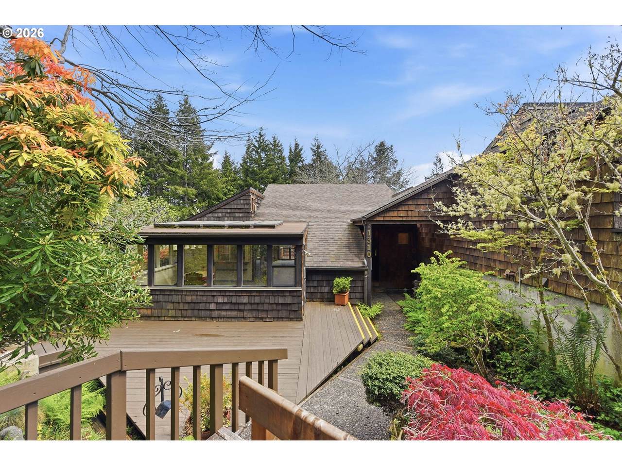 https://bt-photos.global.ssl.fastly.net/portland/1280_boomver_2_577331975-2.jpg