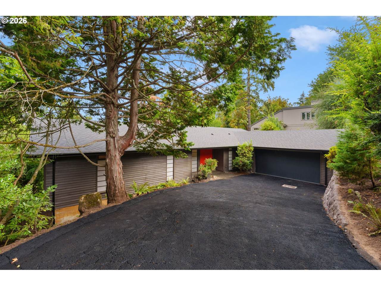 2591 Overlook Dr - Photo 1