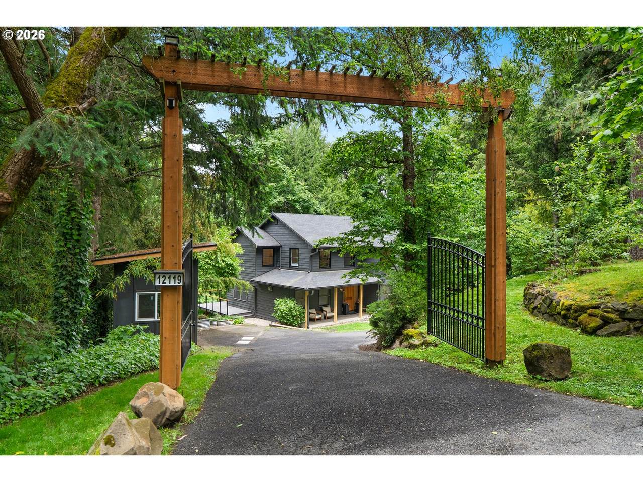 12119 Henderson Dr - Photo 1