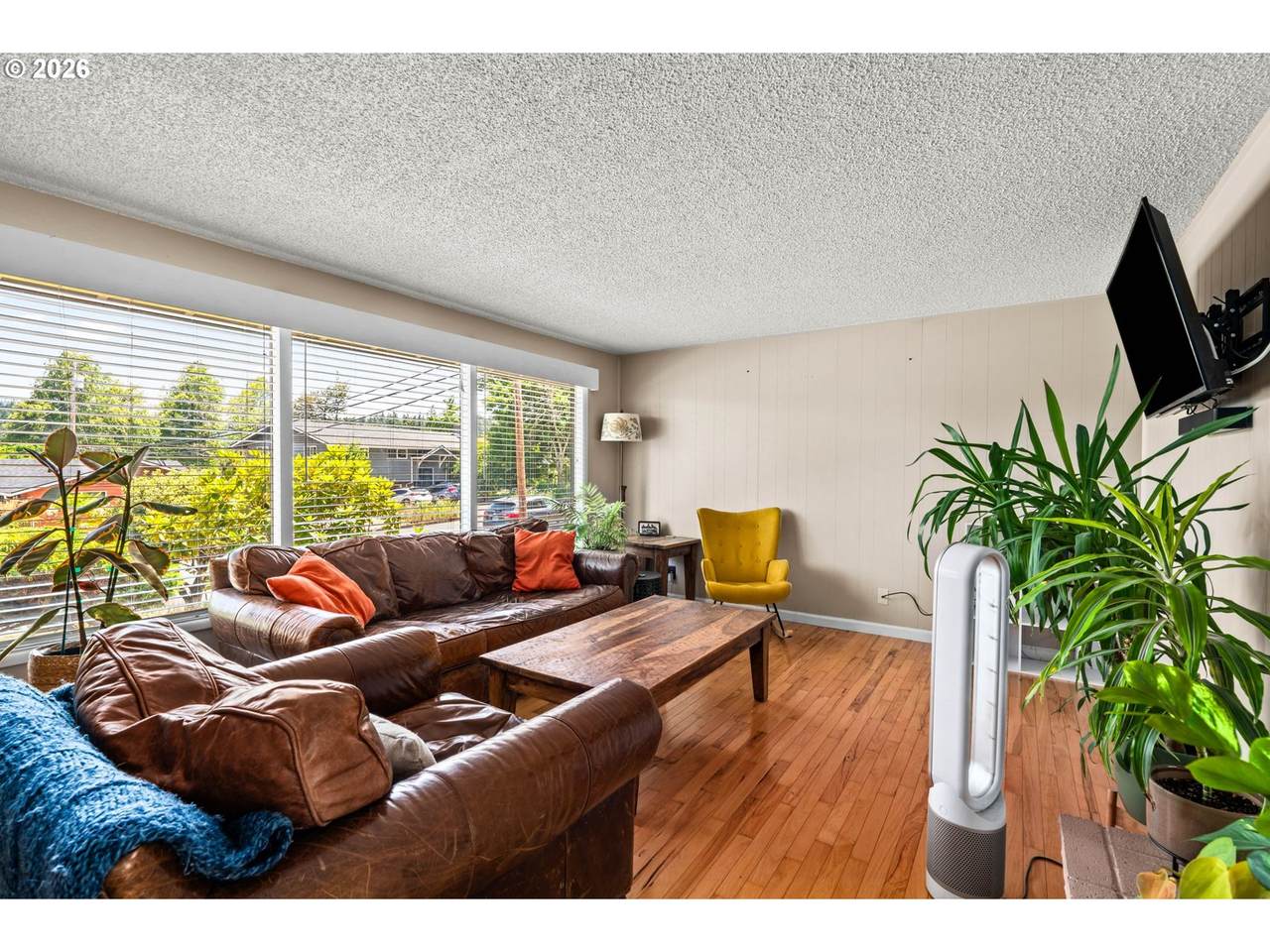 https://bt-photos.global.ssl.fastly.net/portland/1280_boomver_2_592067875-2.jpg