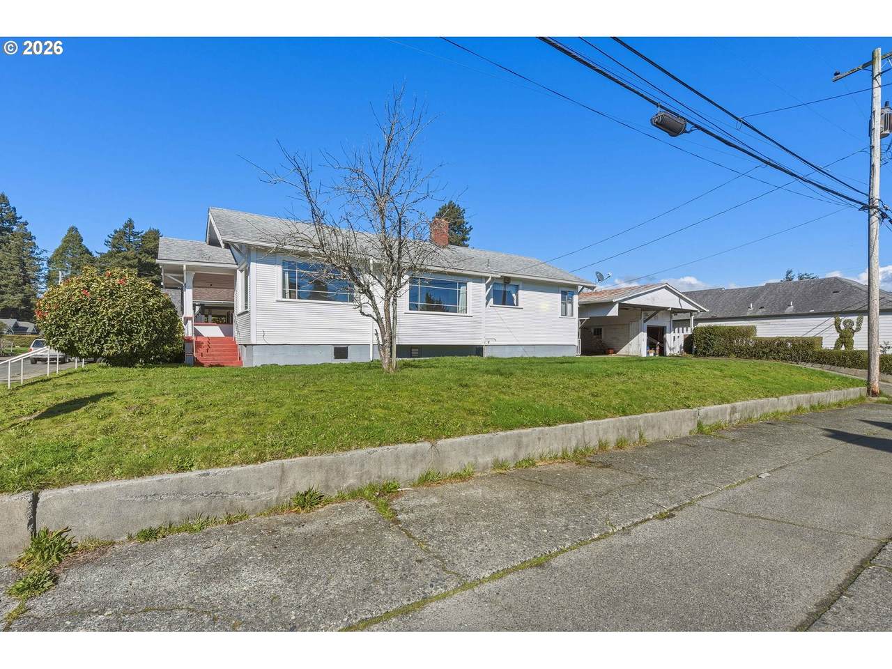 1489 Union Ave - Photo 1