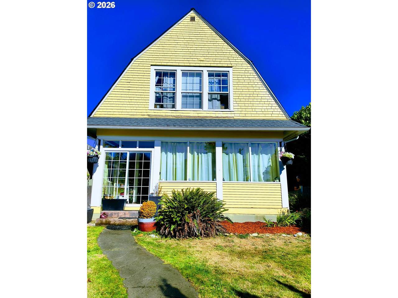 1475 Sherman Ave - Photo 1