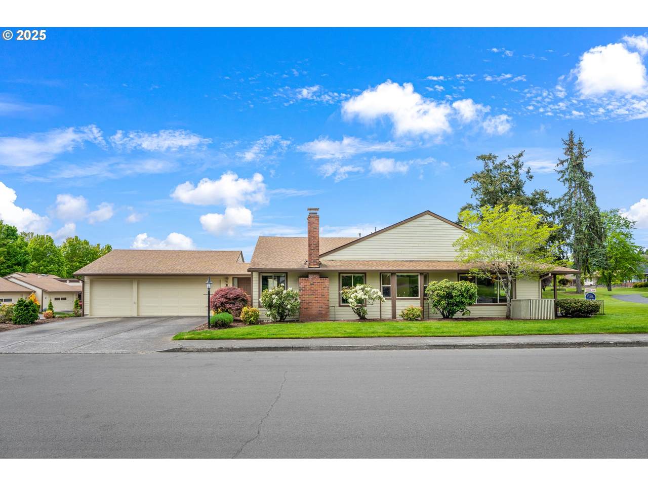 15625 Greens Way - Photo 1
