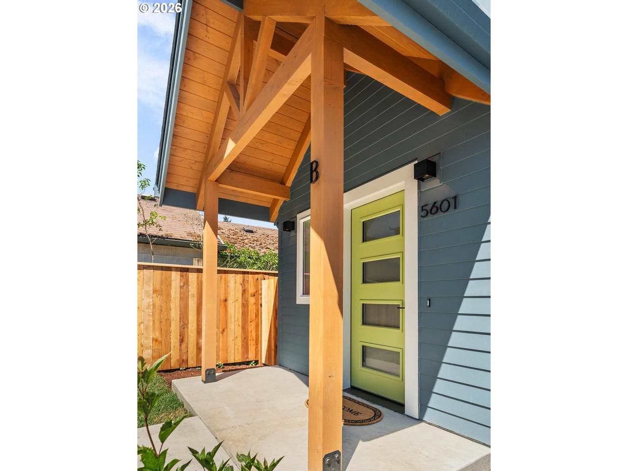 https://bt-photos.global.ssl.fastly.net/portland/1280_boomver_2_594724326-2.jpg