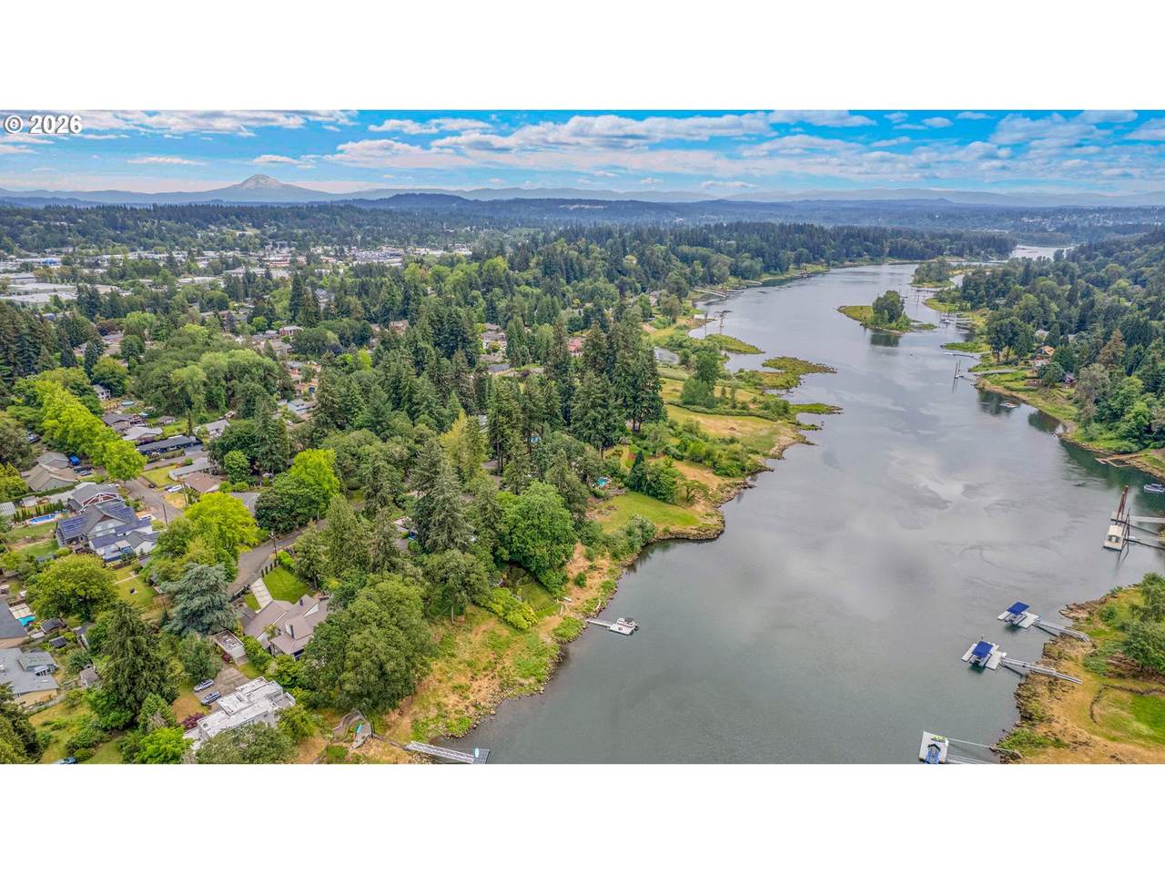 https://bt-photos.global.ssl.fastly.net/portland/1280_boomver_2_598837195-2.jpg