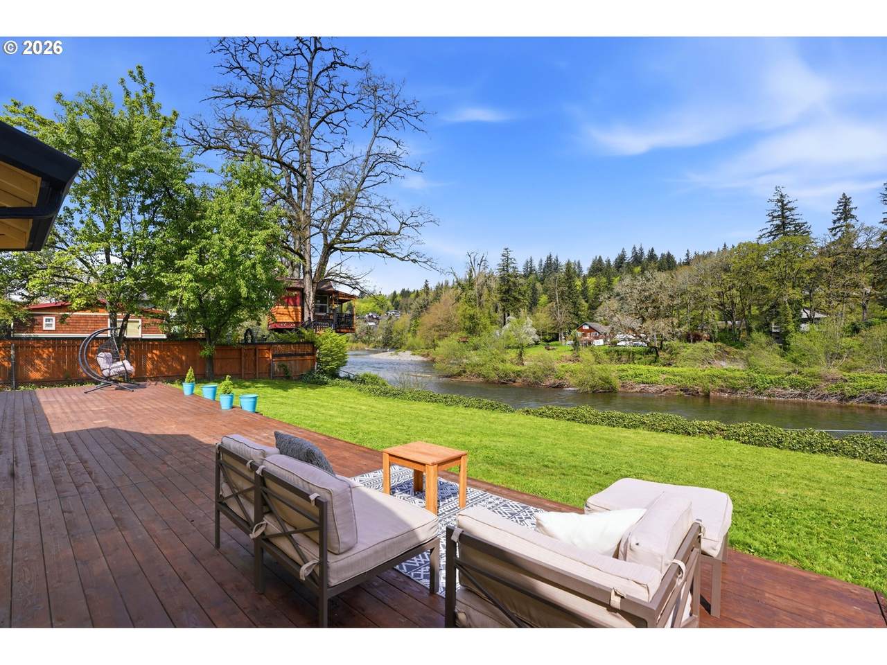 https://bt-photos.global.ssl.fastly.net/portland/1280_boomver_2_608498640-2.jpg