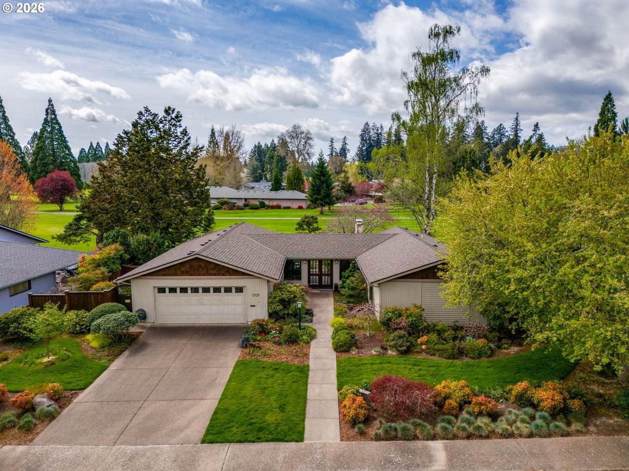 https://bt-photos.global.ssl.fastly.net/portland/1280_boomver_2_614042614-2.jpg