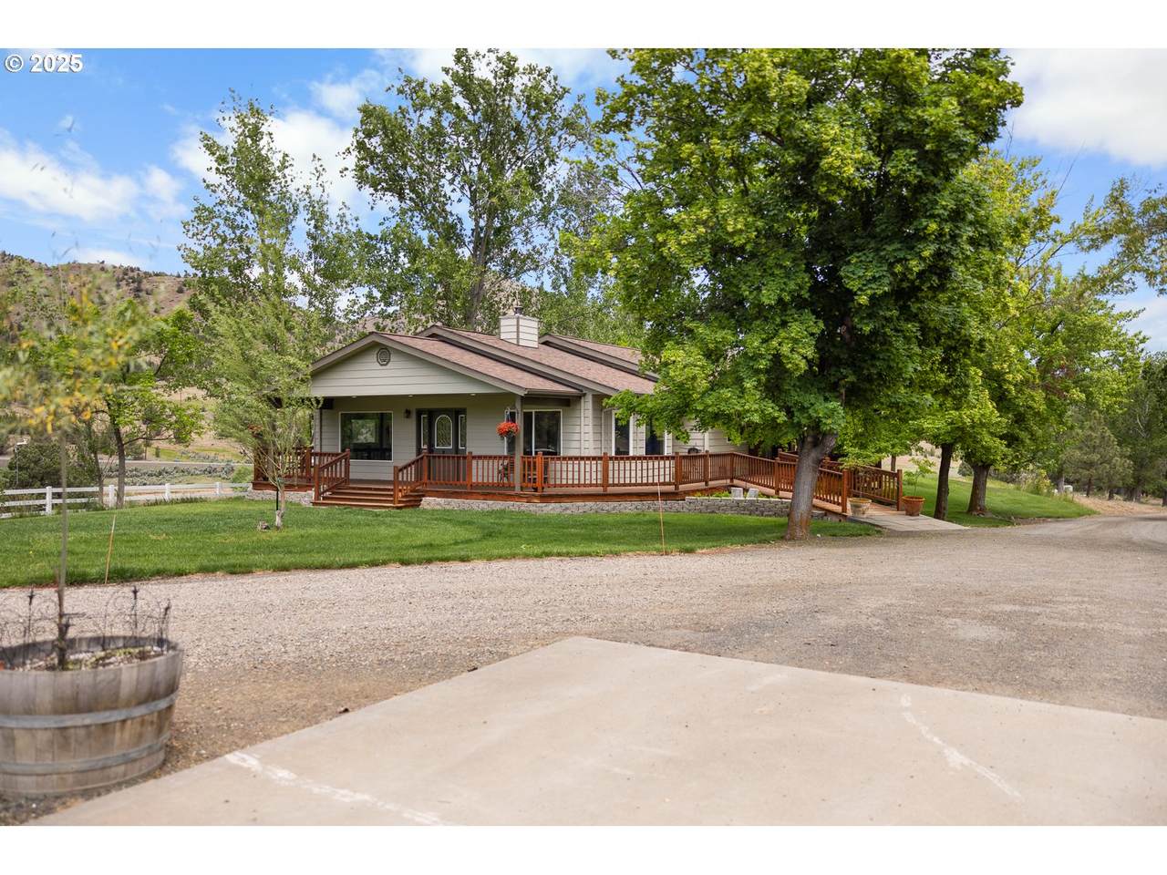 33817 Gage Rd - Photo 1