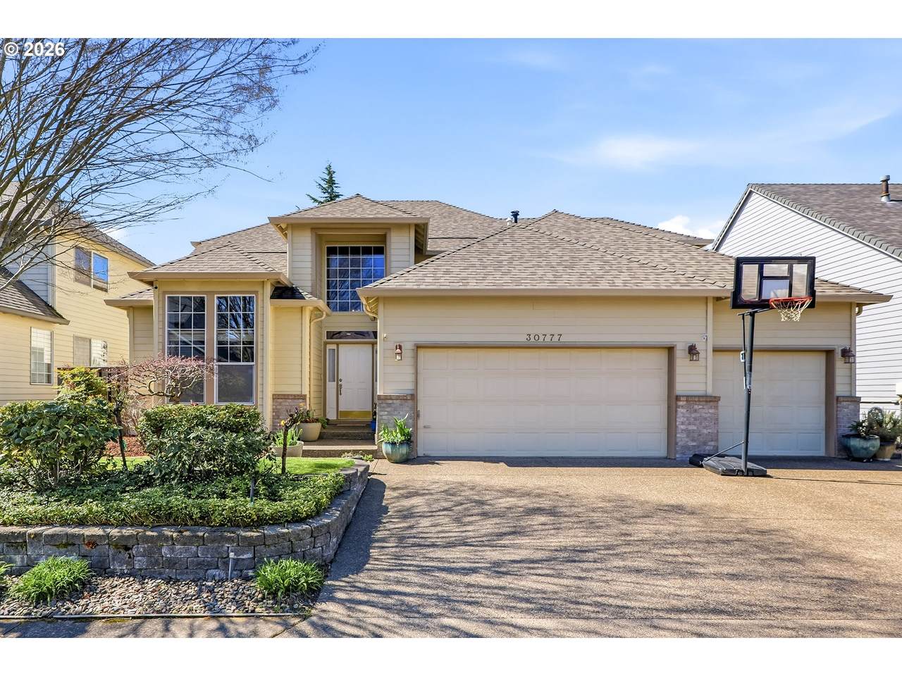30777 Kensington Dr - Photo 1