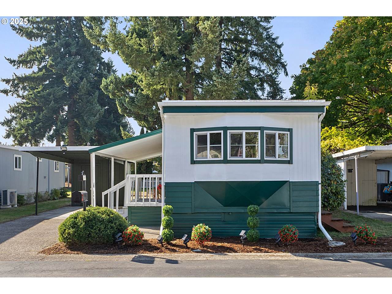 1901 Minter Bridge Rd - Photo 1