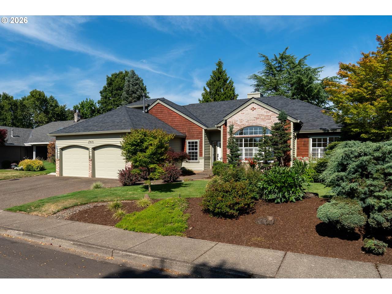 https://bt-photos.global.ssl.fastly.net/portland/1280_boomver_2_645701264-2.jpg