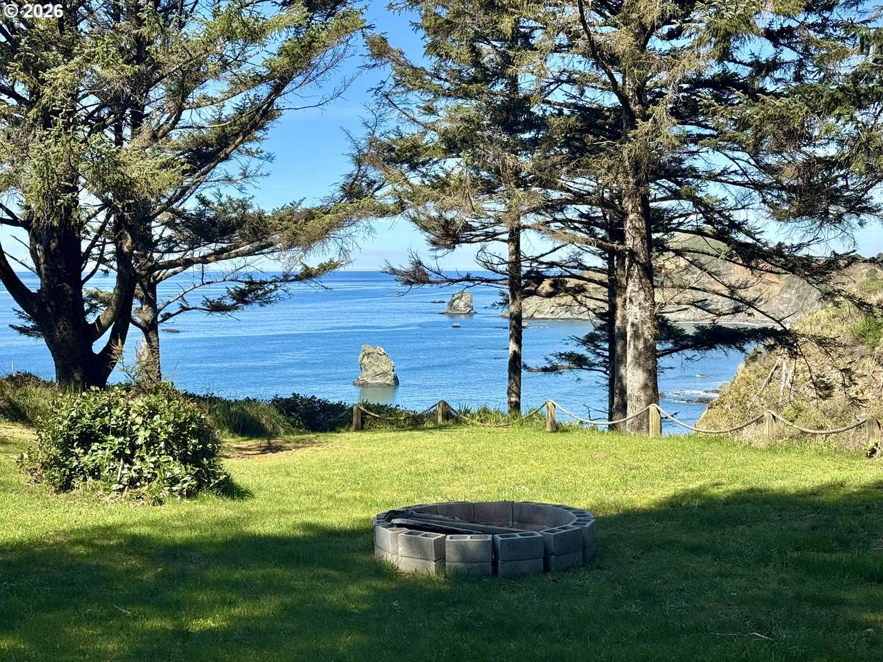 https://bt-photos.global.ssl.fastly.net/portland/1280_boomver_2_650965333-2.jpg